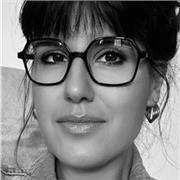 Professeure certifiée de Français donne des cours particuliers de la Primaire à la Seconde, en présentiel ou en ligne.